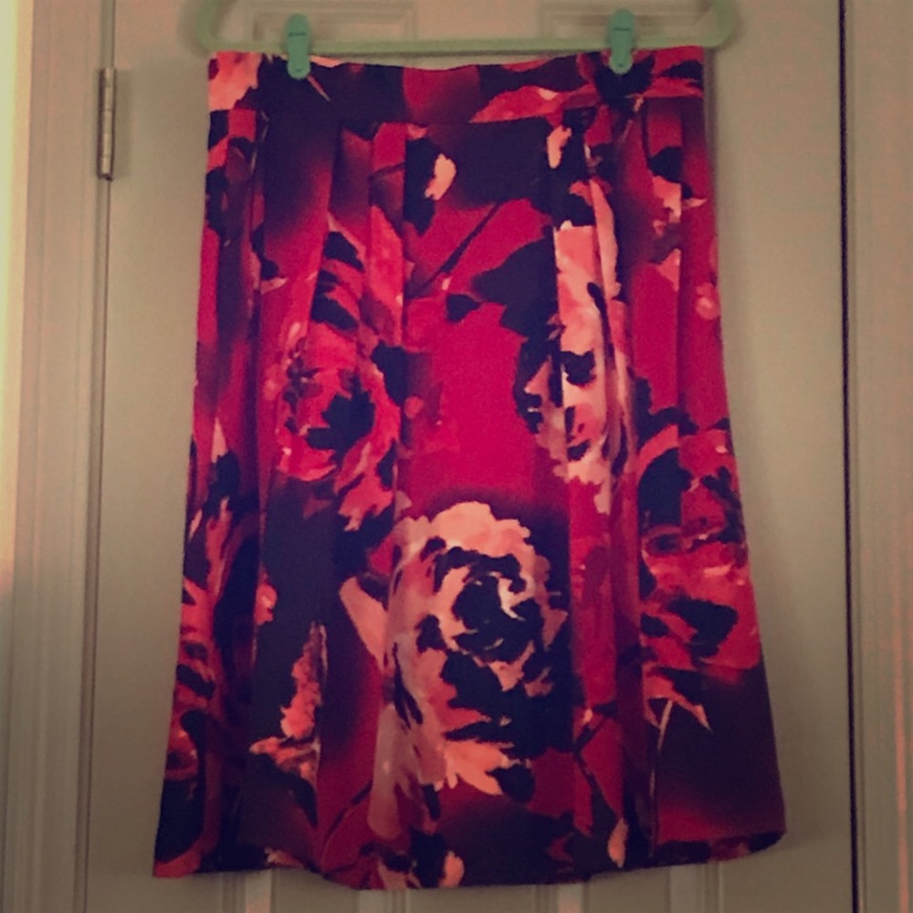 NY&Co Floral Maddie Skirt